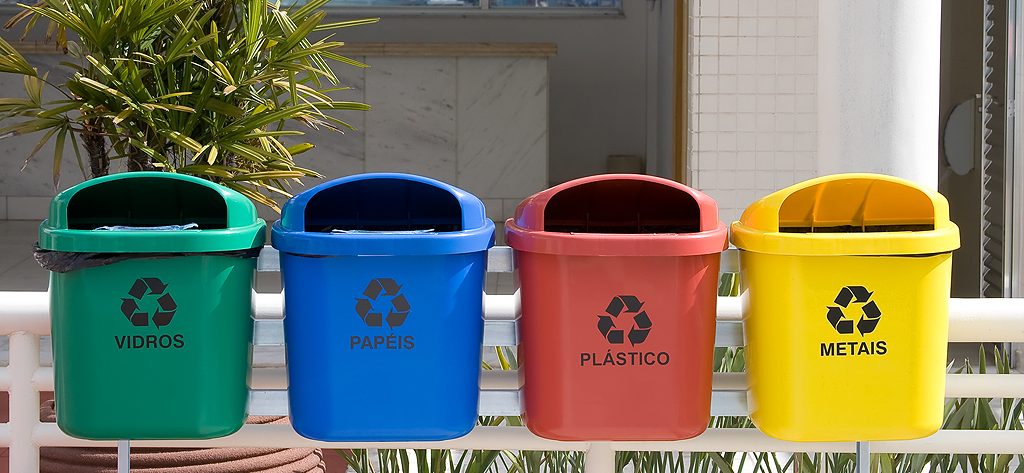 Minambiente cambia uso de bolsas en Colombia para promover reciclaje y  separación en la fuente